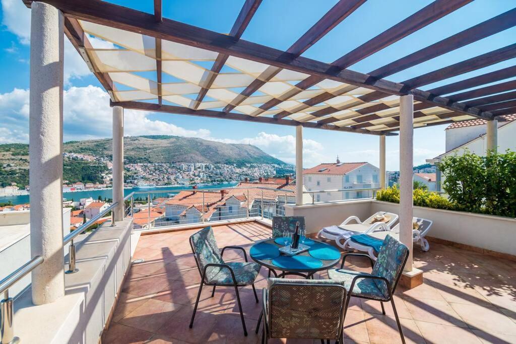 Modern Villa With Swimming Pool - Penthouse Dubrovnik Exterior photo